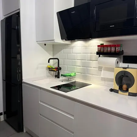 Apartment Cg320 - Apartment With Private Terrace, Ac And Lift - Central Torremolinos *