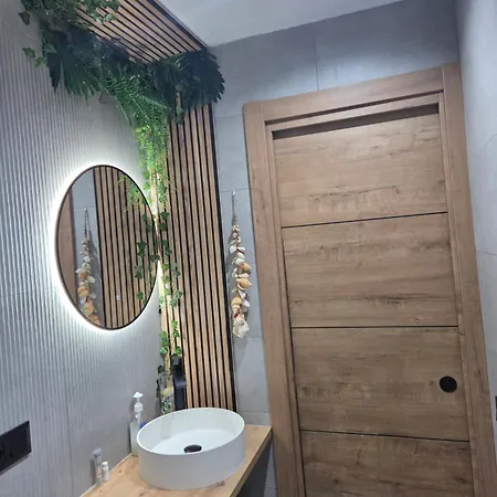 Cg320 - Apartment With Private Terrace, Ac And Lift - Central Torremolinos *